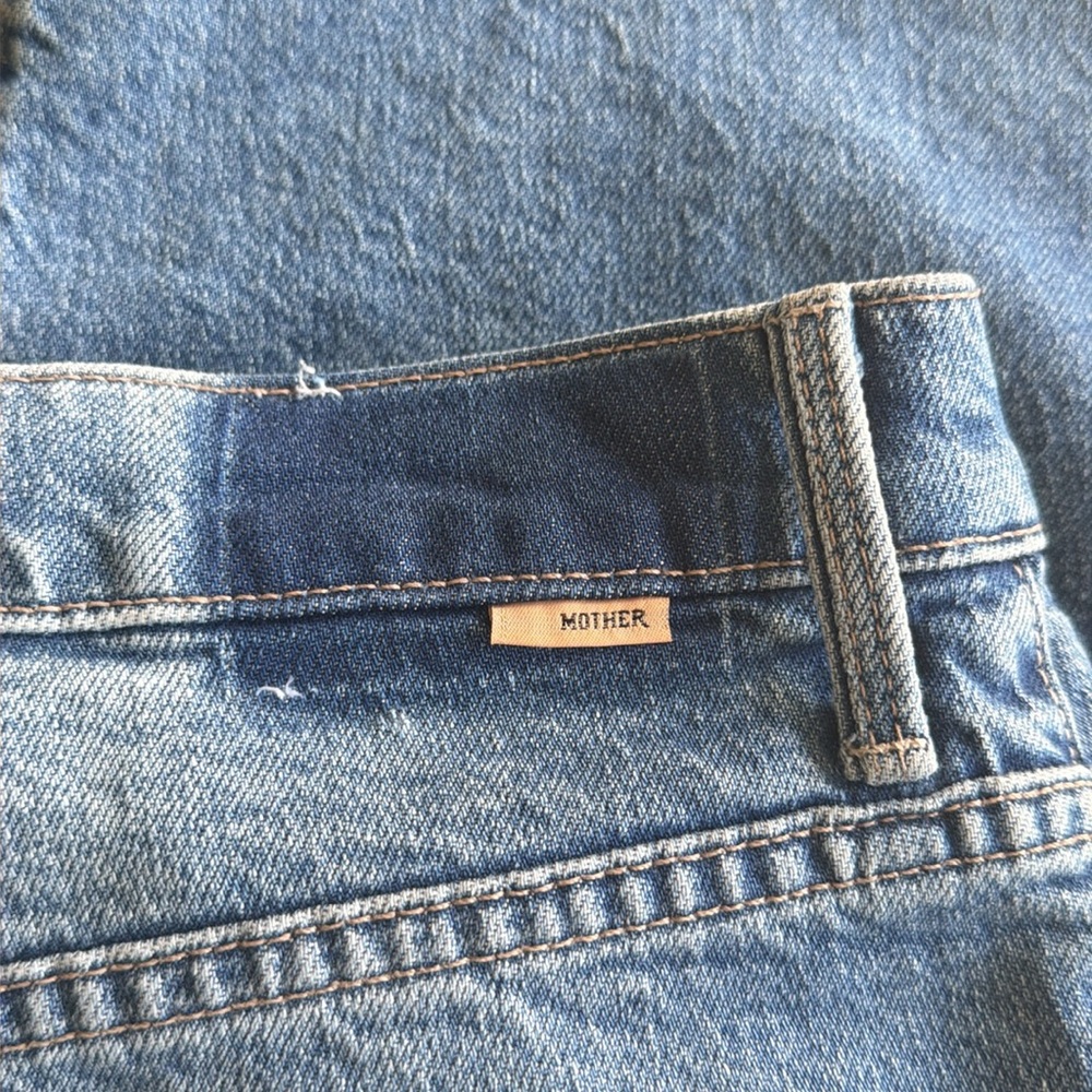 MOTHER The Lil' Dodger Sneak Wide Leg Jeans  NWT 
Strike a Pose Petit size 34 - Picture 11 of 16